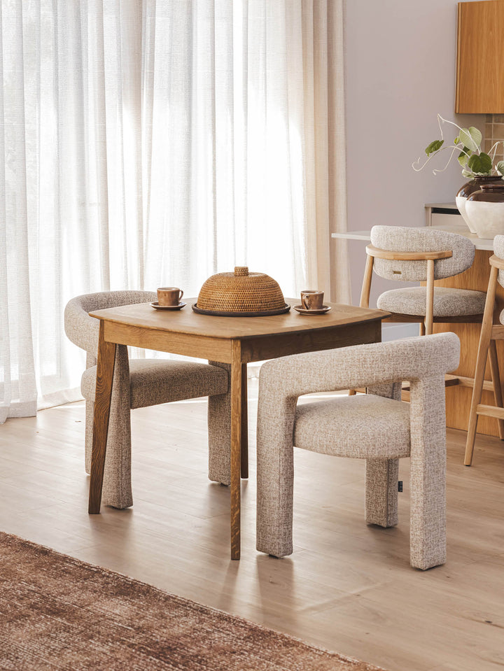 Rove Oak Dining Table in Antique