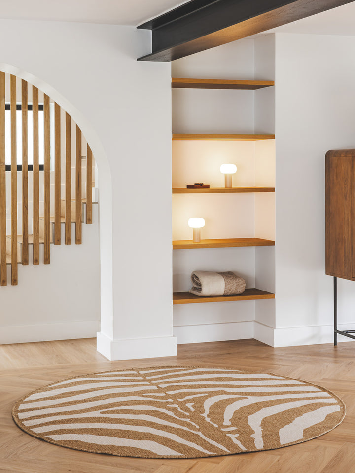 Safari Chic Round Rug in Desert