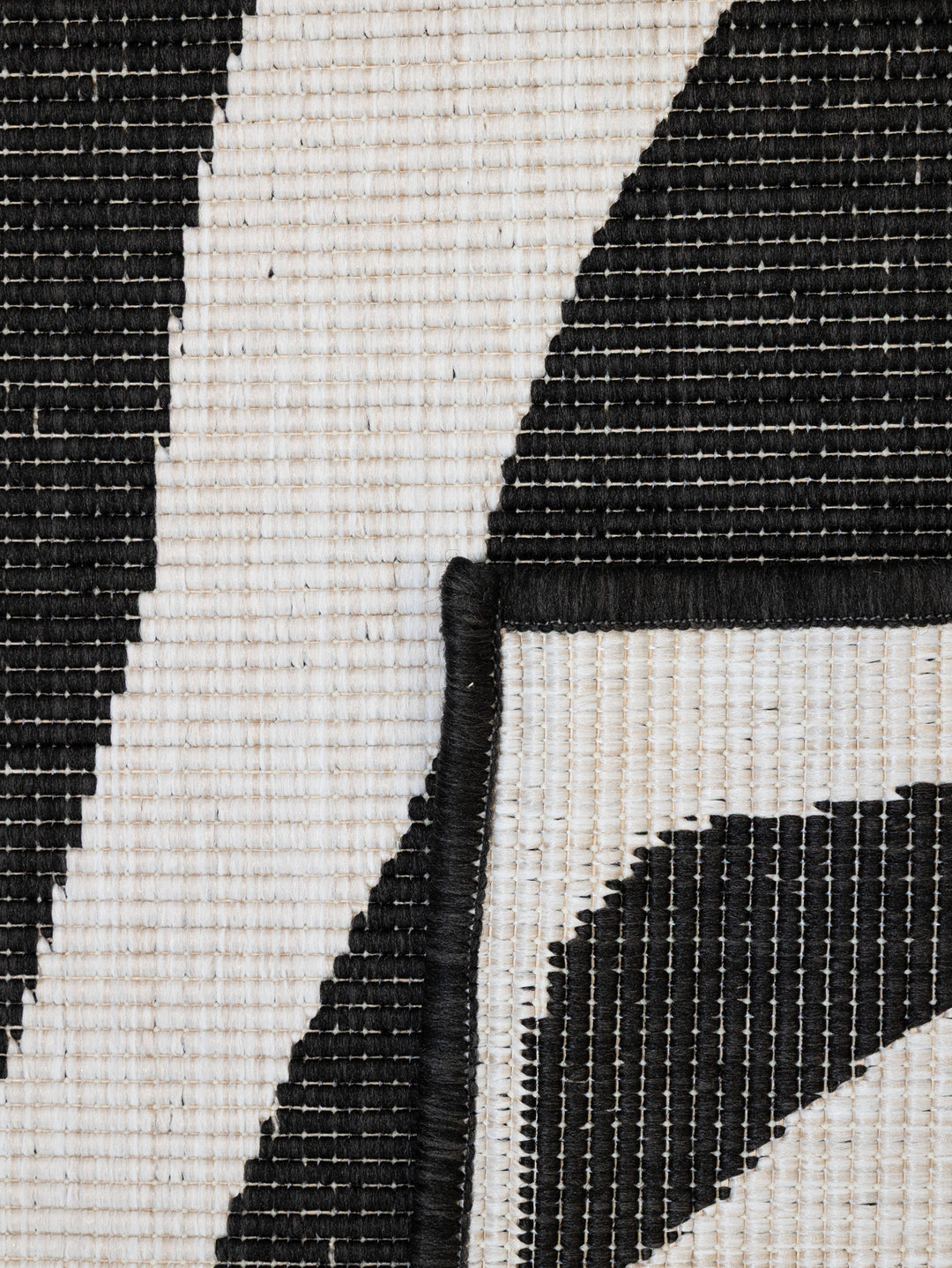 Safari Chic Rug in Midnight
