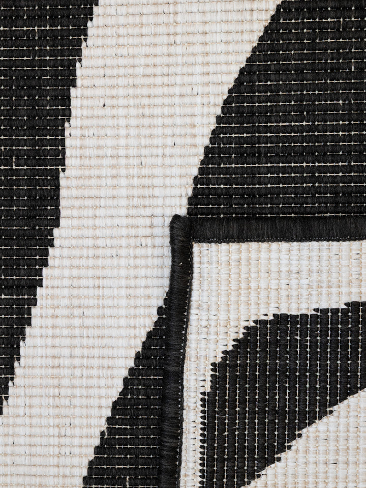Safari Chic Rug in Midnight