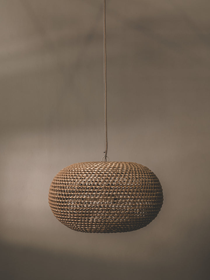 Rattan-jute pendant with durable steel frame.