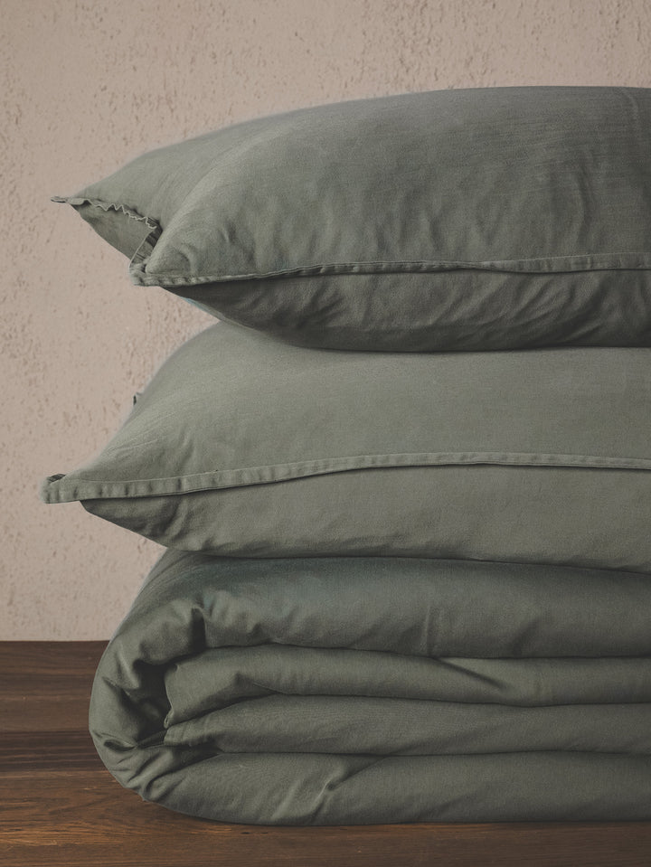 Sanctuary Bed Set