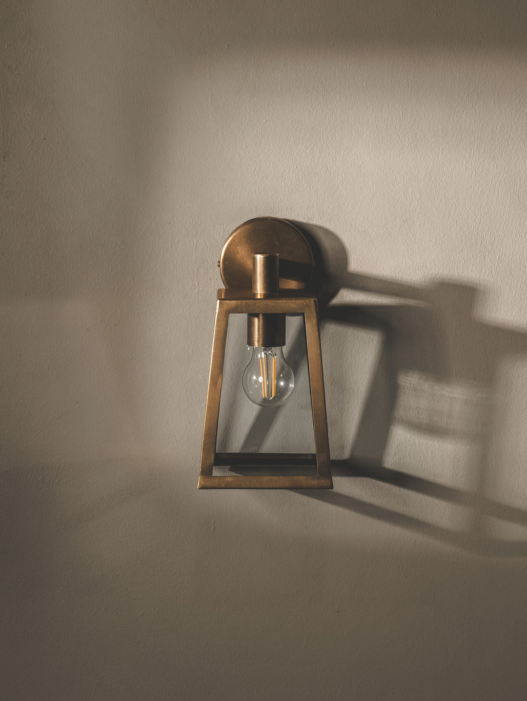Scala Wall Light