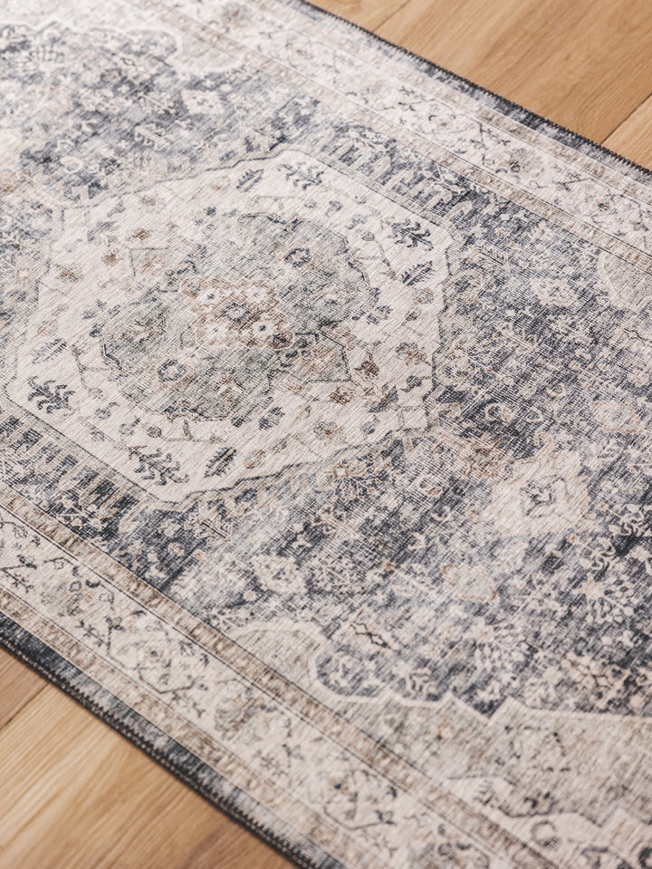 Ophelia Runner in Spellbound