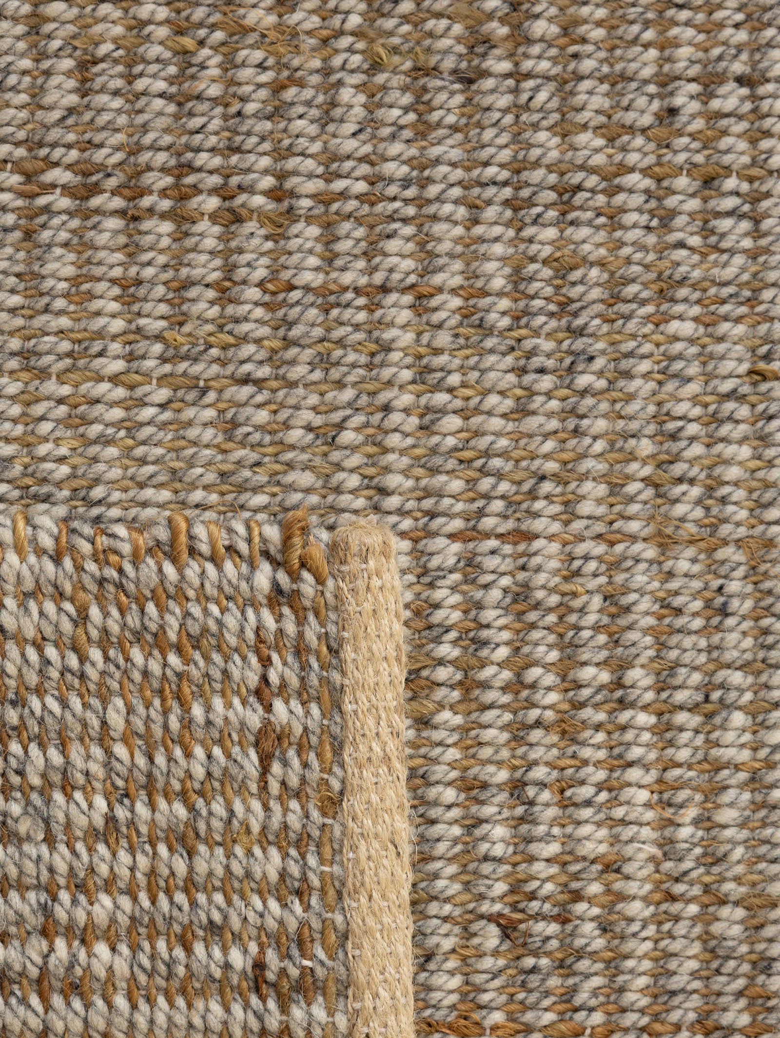 theory luxe リネンジレ Sensible Rug in Natural - Hertex Haus - Hertex Haus