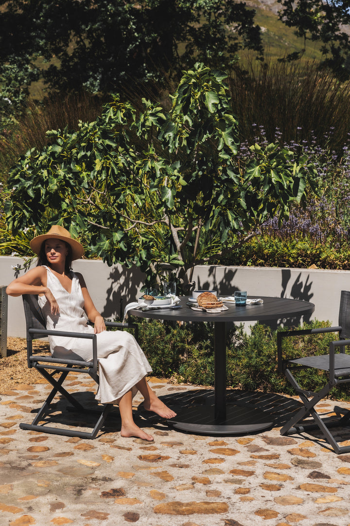 Serengeti 6-Seater Outdoor Round Table