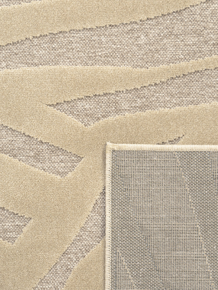 Shift Rug in Honey