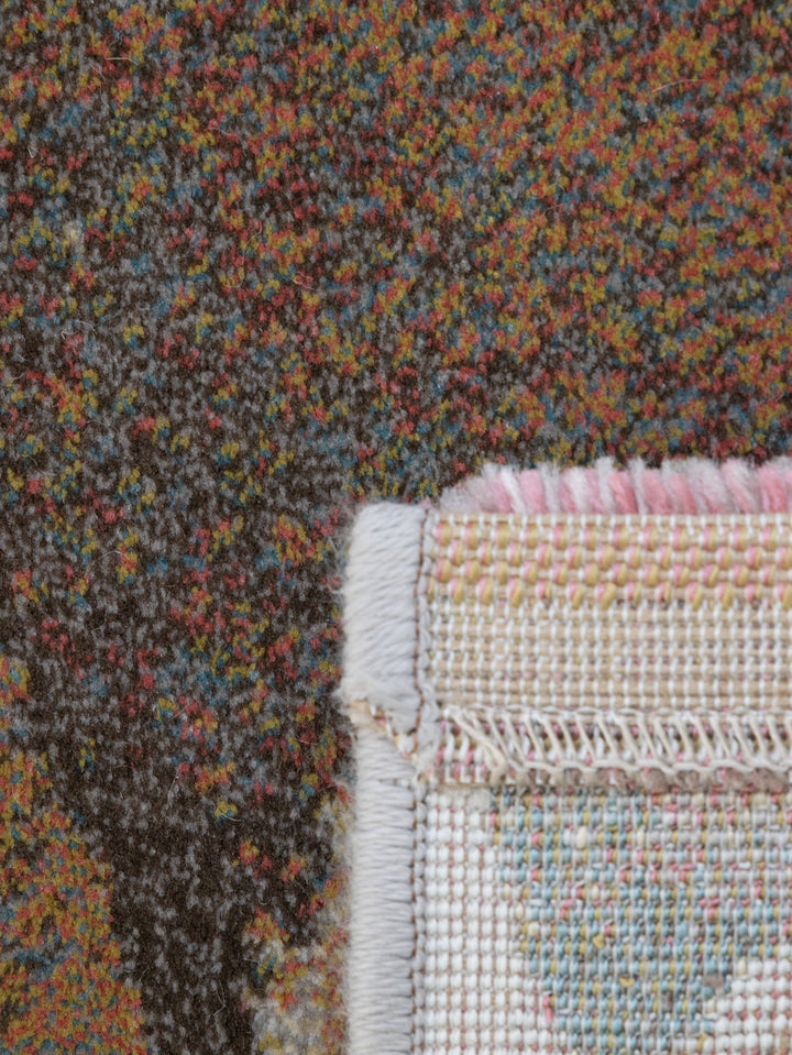 Showcase Rug in Vivid
