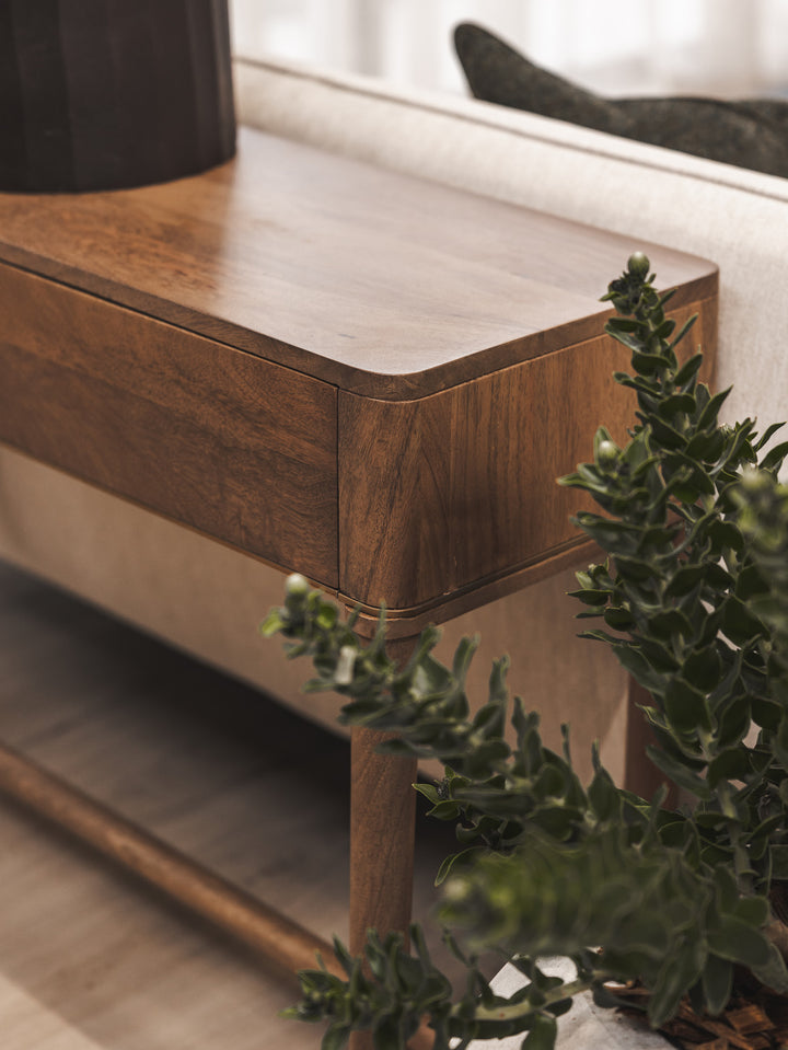 Siena Console