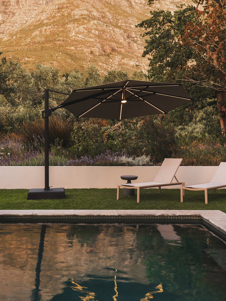 Silhouette Outdoor Cantilever Umbrella