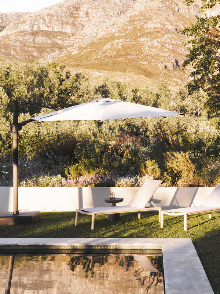 Silhouette Outdoor Cantilever Umbrella