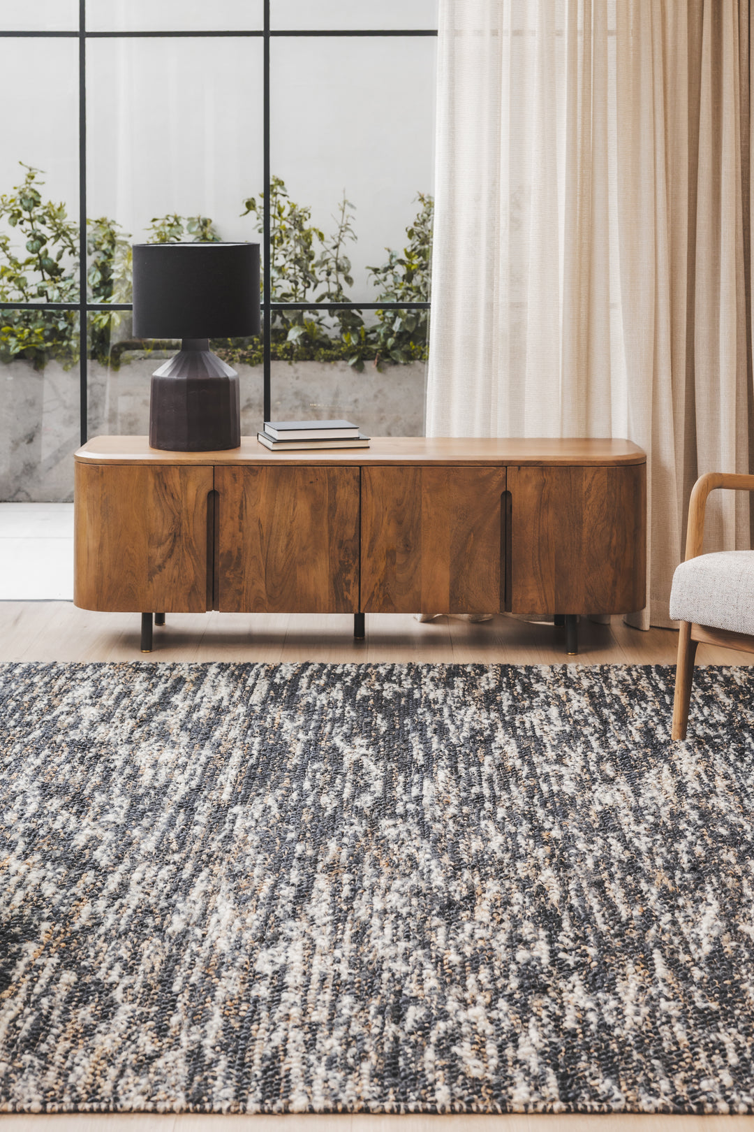 Sonata Rug in Midnight
