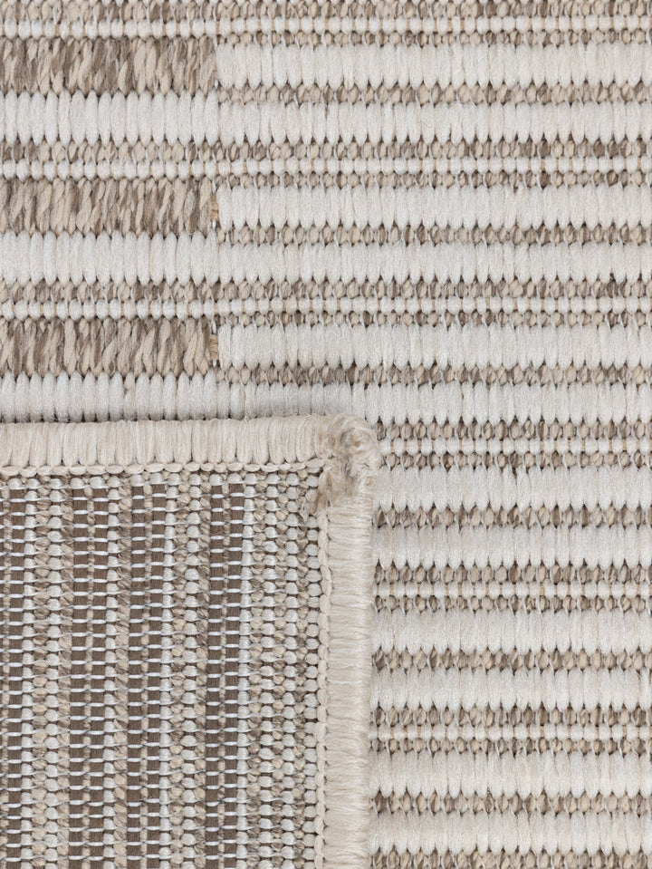 Cape Gust Rug in Shell