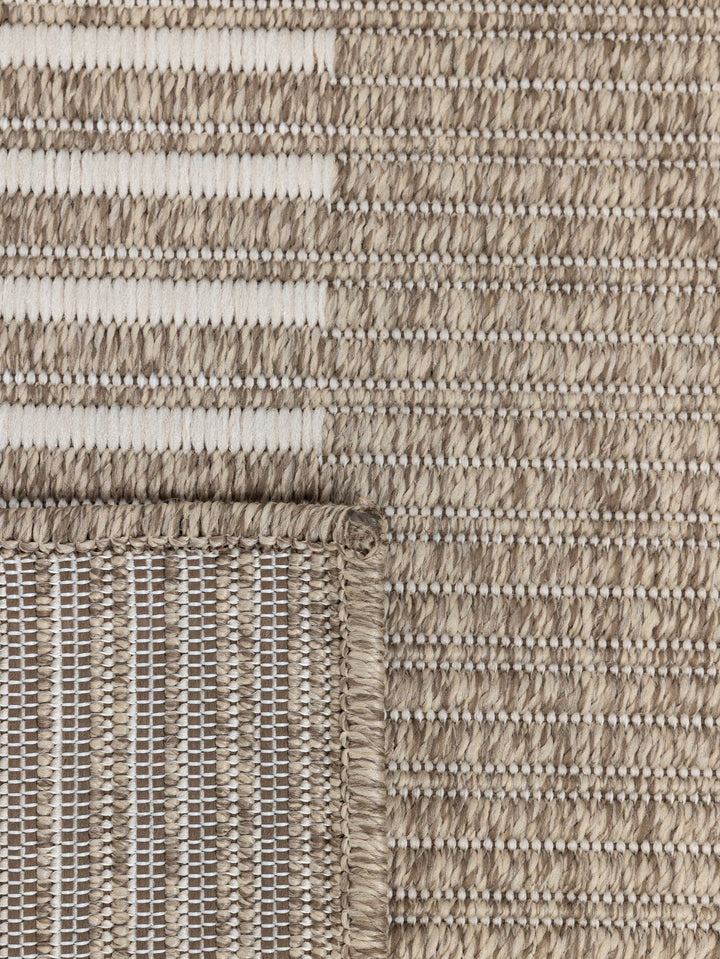 Cape Gust Rug in Strand