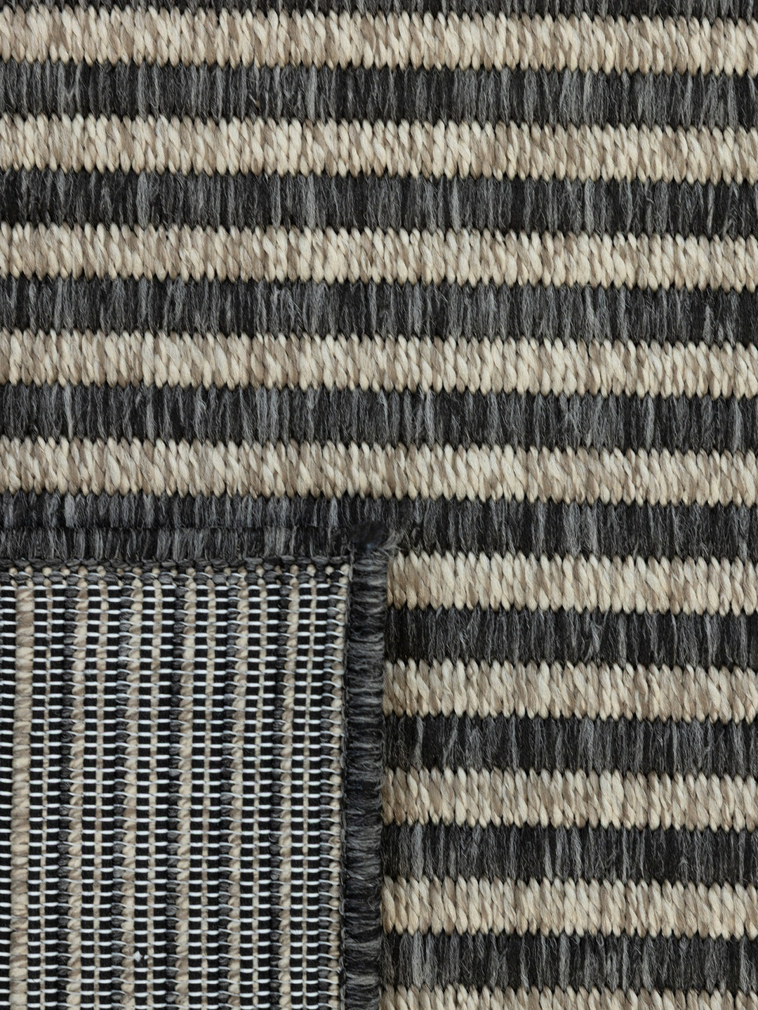 Mountain Breeze Rug in Dusk