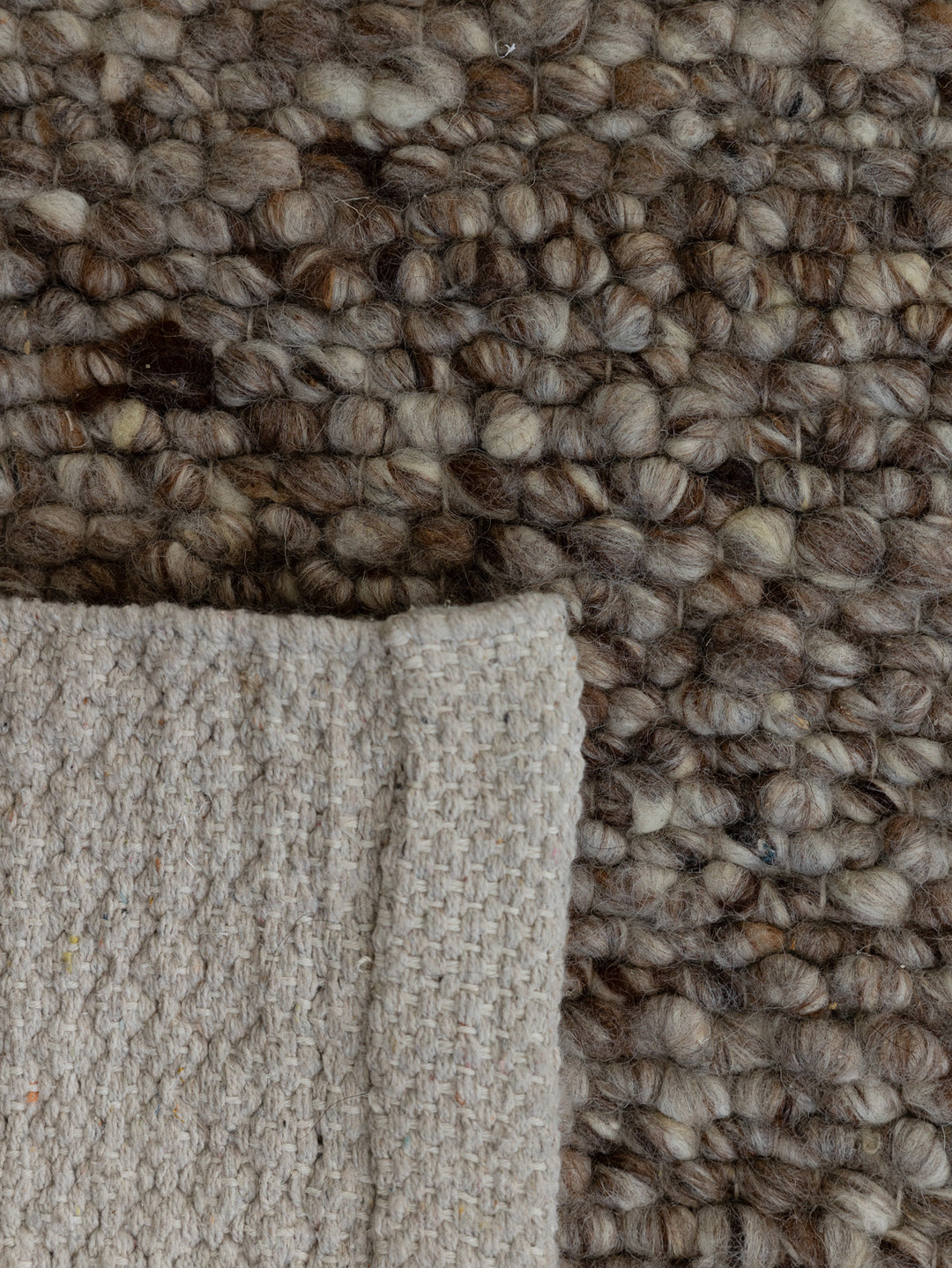 Stonecraft Rug in Warm Bagel