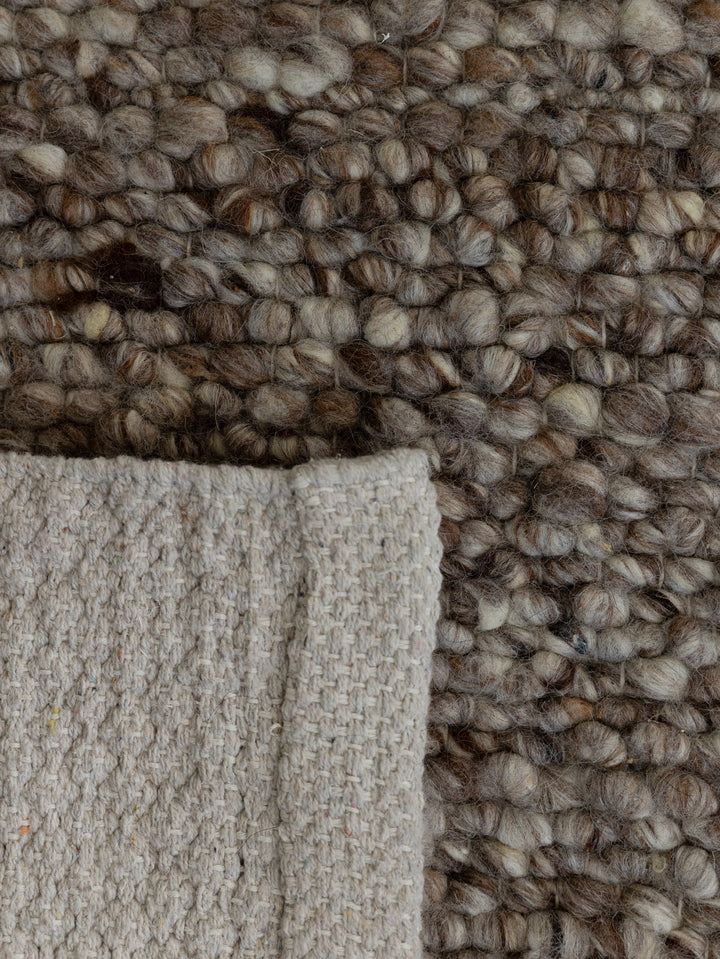 Stonecraft Rug in Warm Bagel