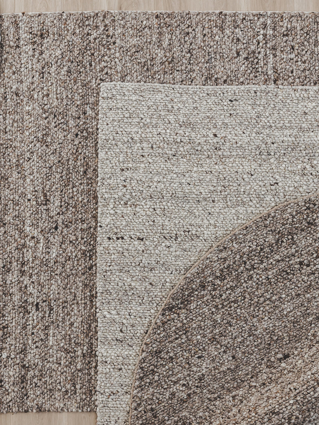 Stonecraft Rug in Warm Bagel