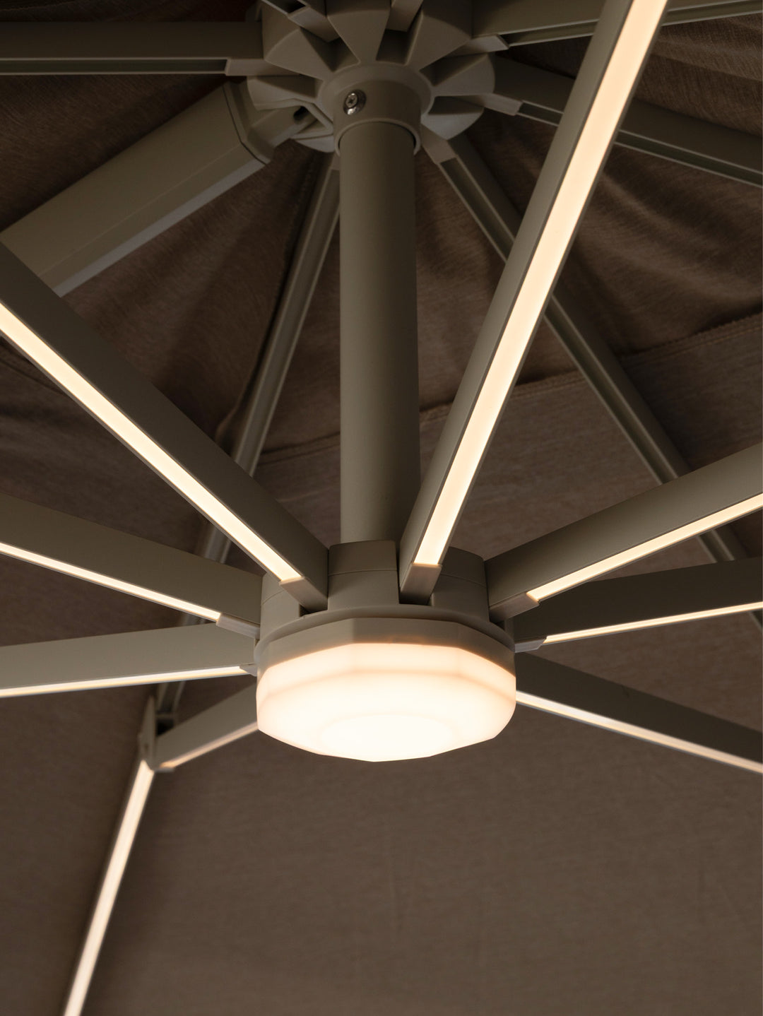Strata Cantilever Umbrella