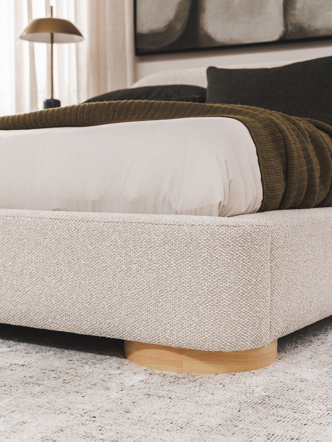 Suzanna Bed in Pristine Natural