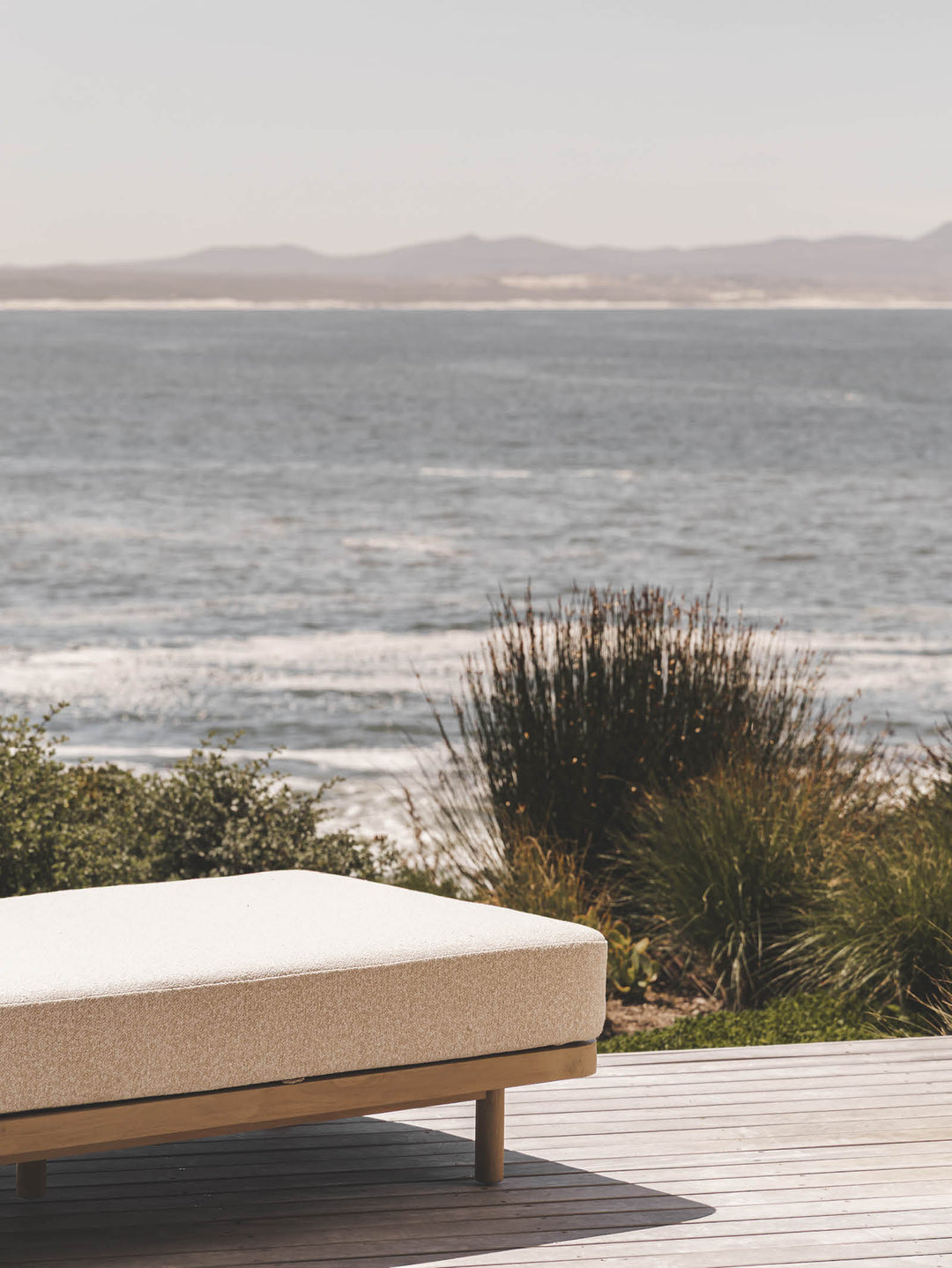 Syros Teak Lounger in Natura