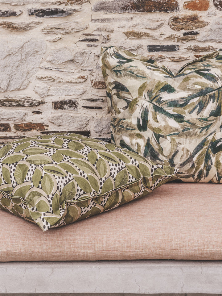 Zanzibar Scatter in Aloe