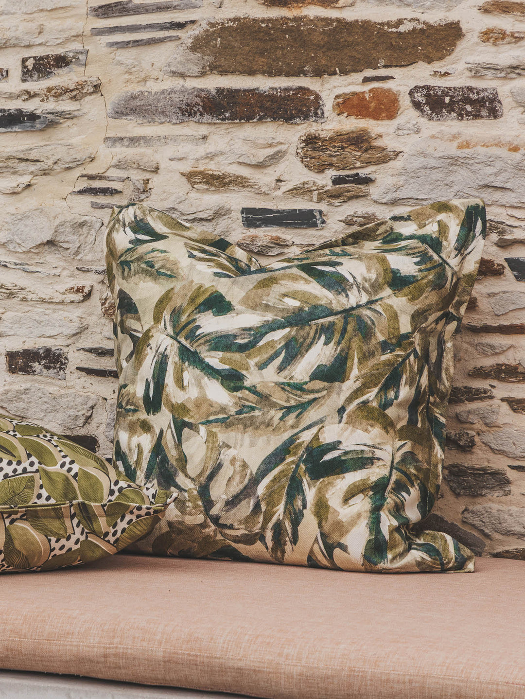 Zanzibar Scatter in Aloe