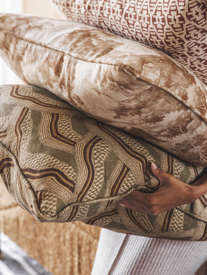 Tembo Scatter in Rustic