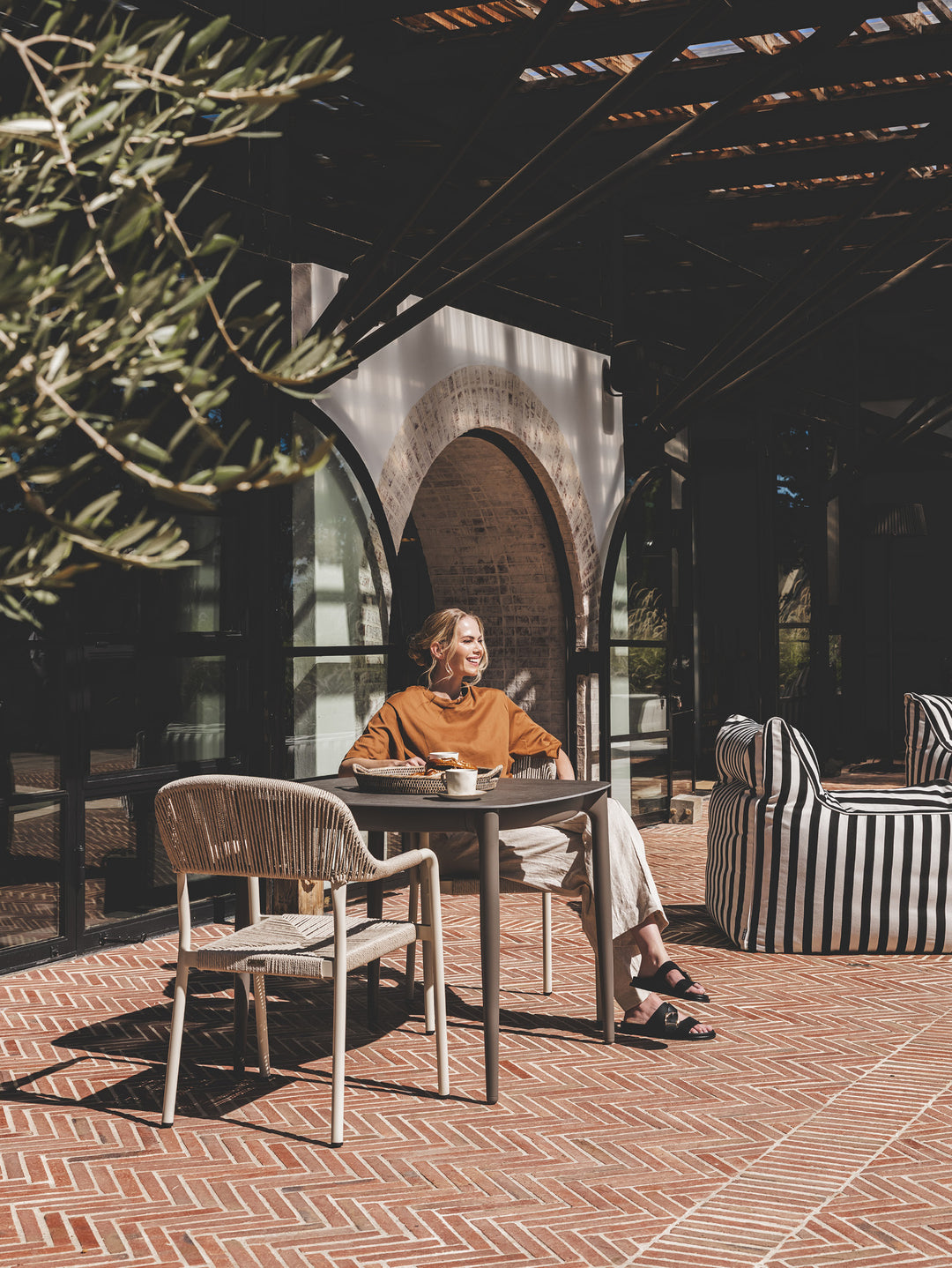 Thea Outdoor Dining Chair