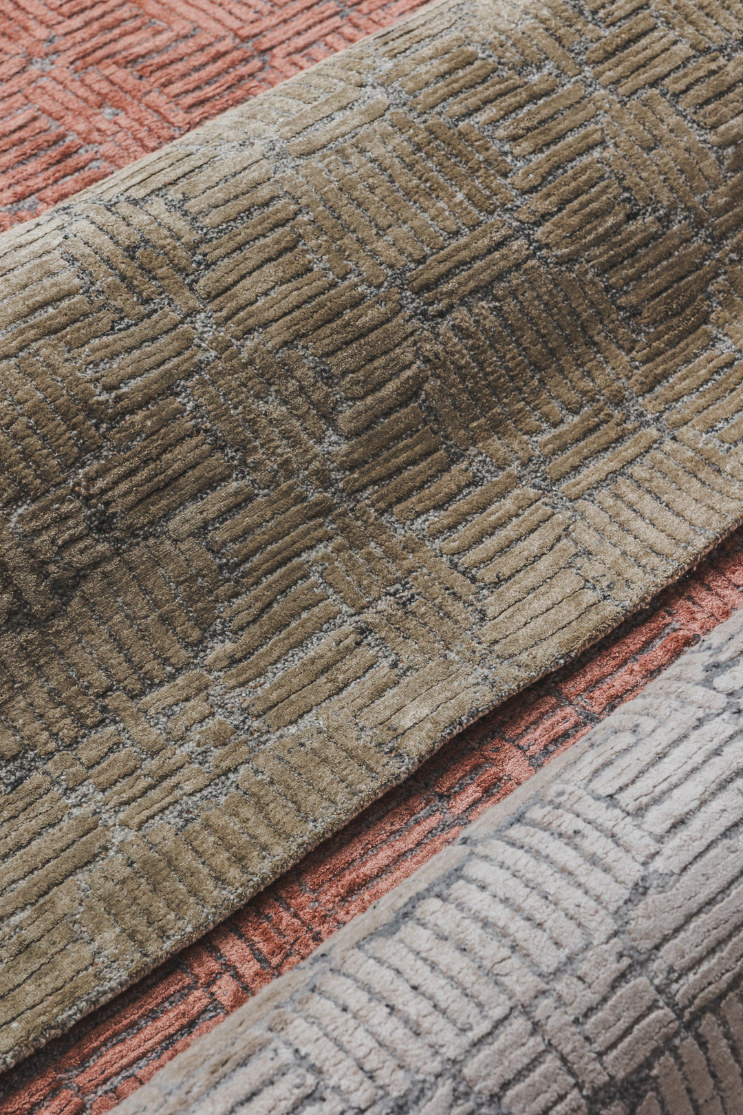 Toledo Rug in Glow