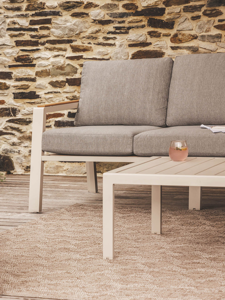 Vava'u Outdoor Rug in Mineral