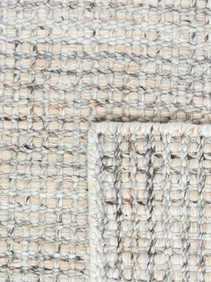 Veranda Outdoor Rug in Shell