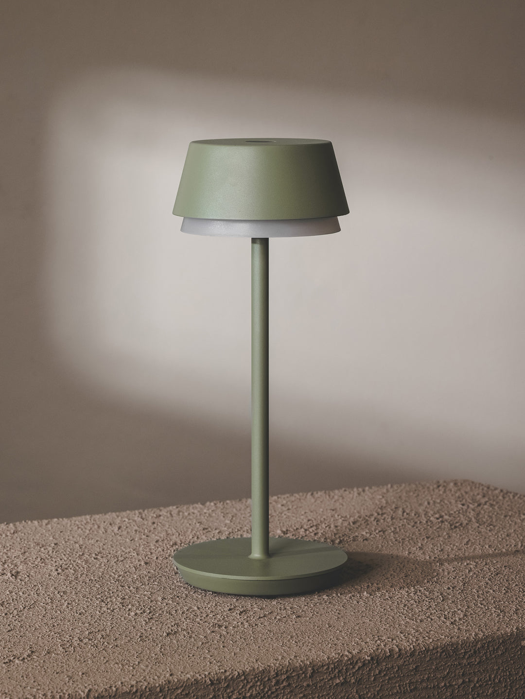 Vibe USB Table Light