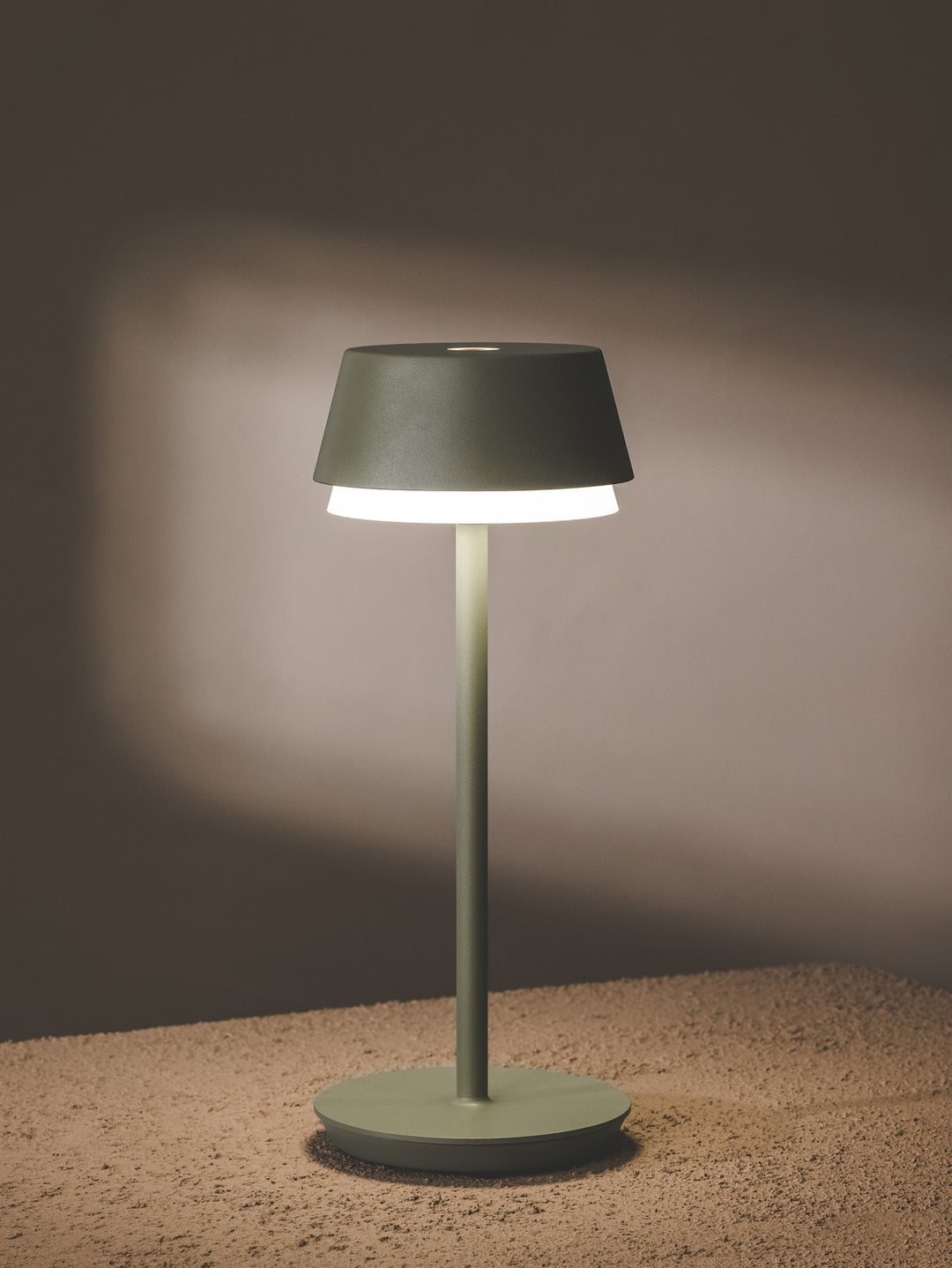 Vibe USB Table Light