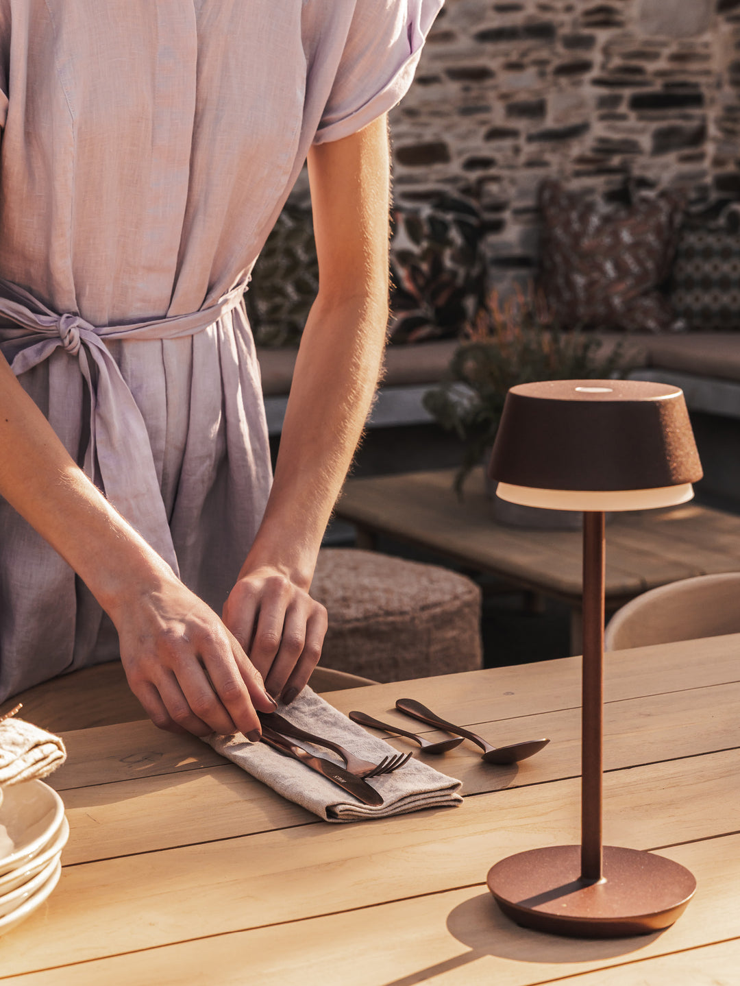 Vibe USB Table Light