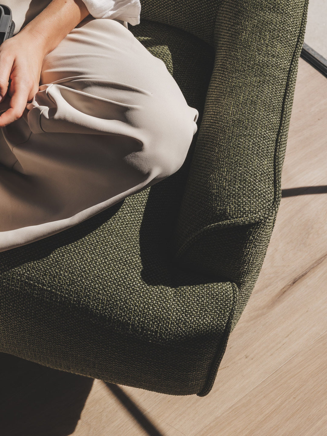 Victor Swivel Chair