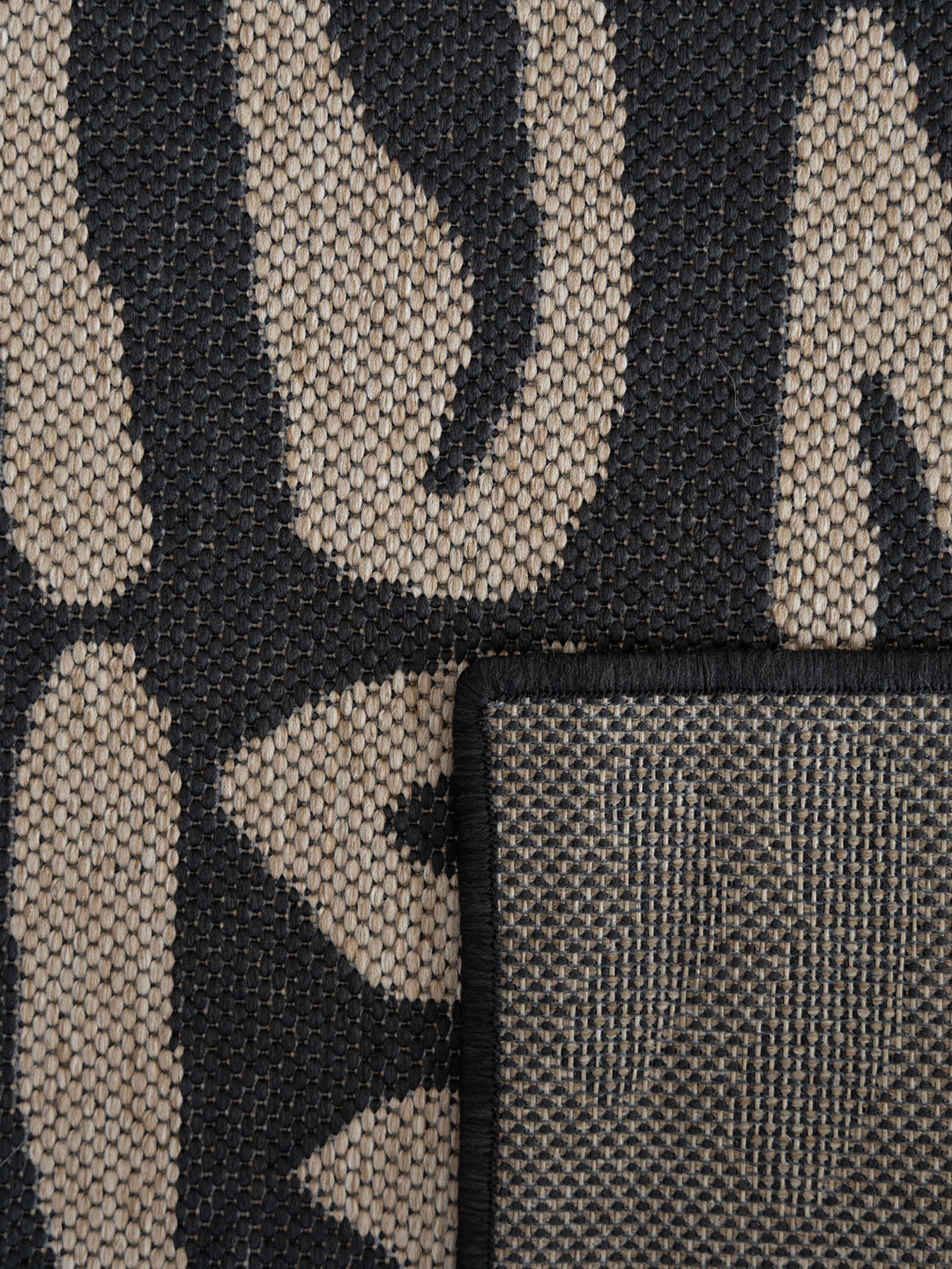 Run Wild Rug in Earth