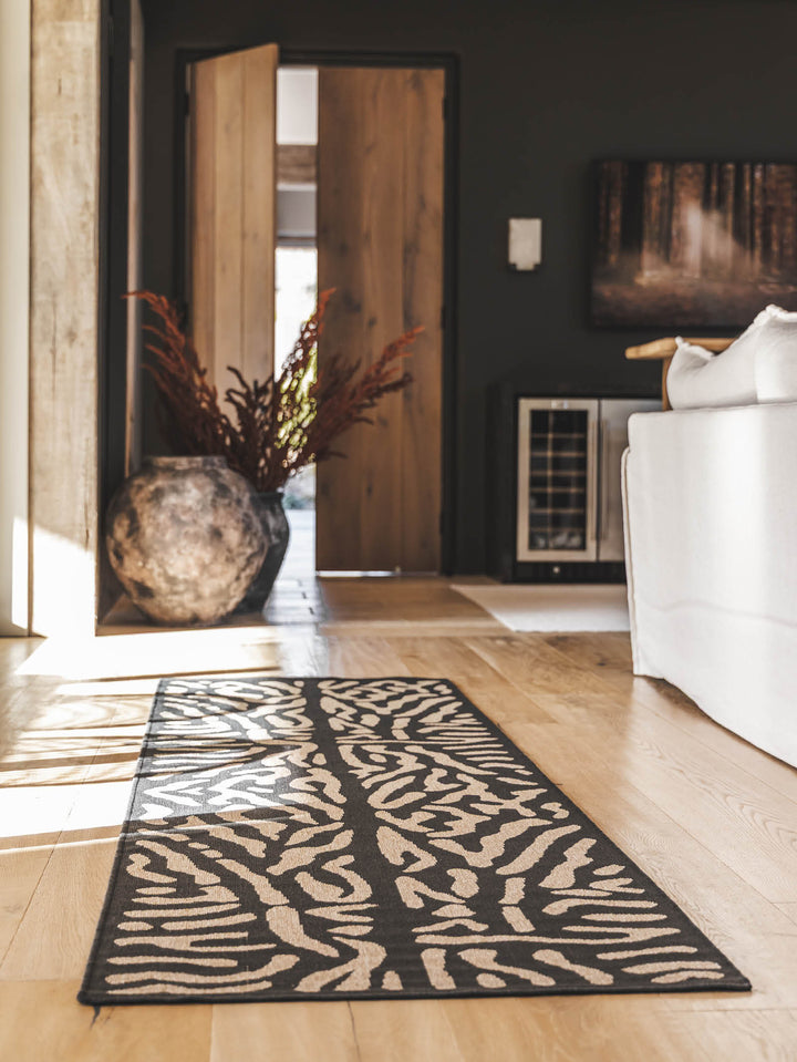 Run Wild Runner in Earth