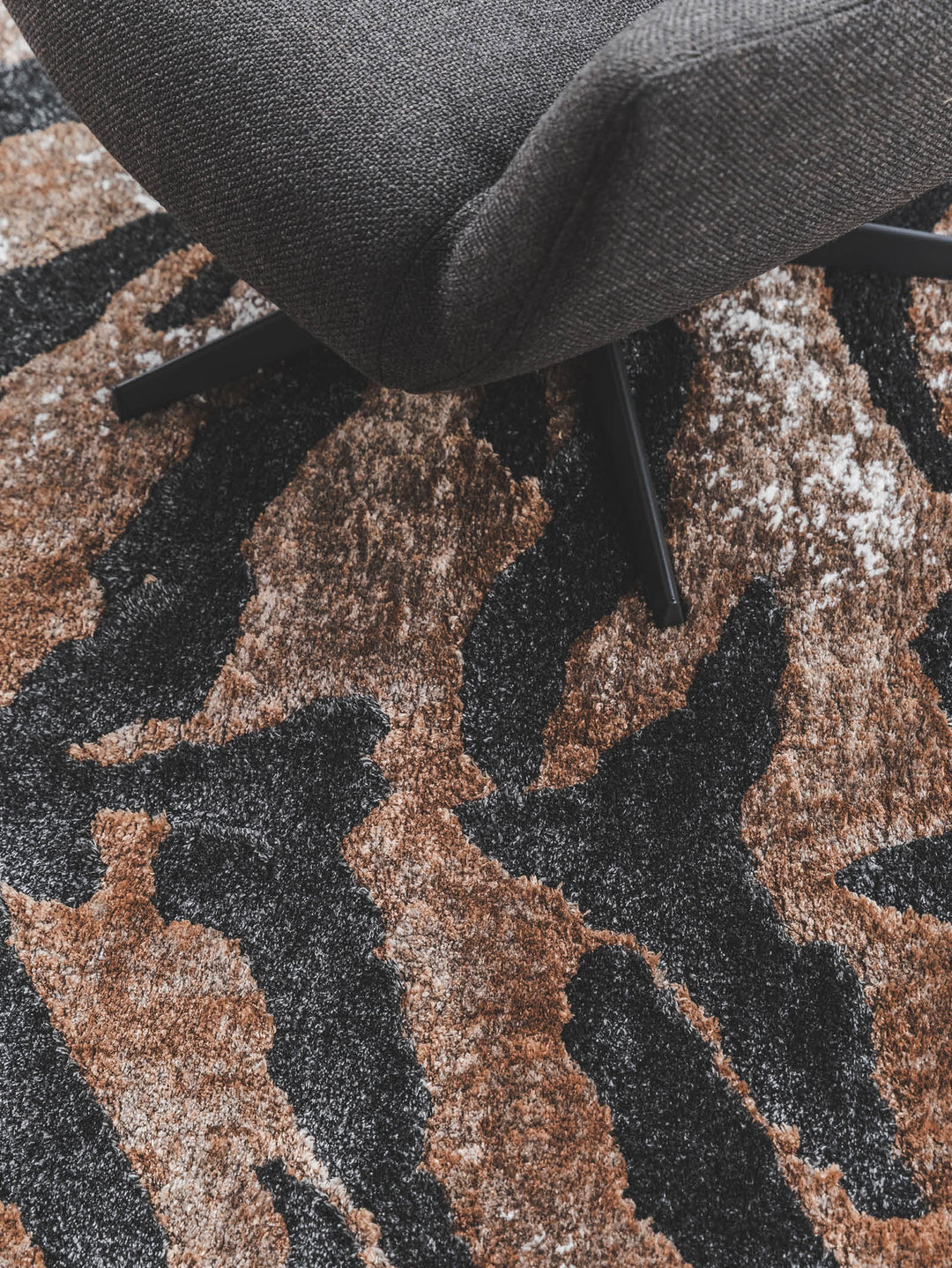 Wild Streak Rug in Tiger's Eye