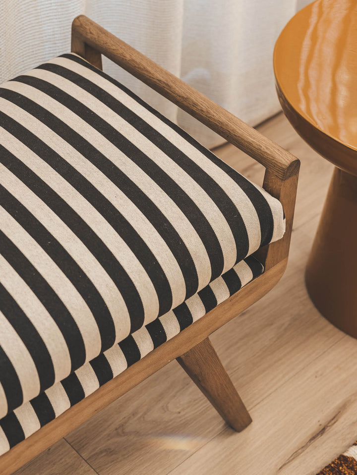 Zebra Oak Bench in Zebra Mono