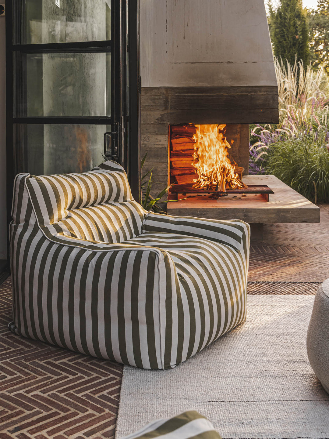 Zen Outdoor Arm Chair
