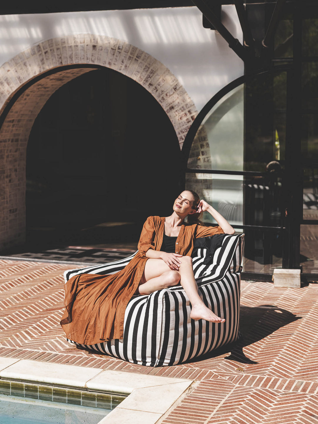 Zen Outdoor Arm Chair