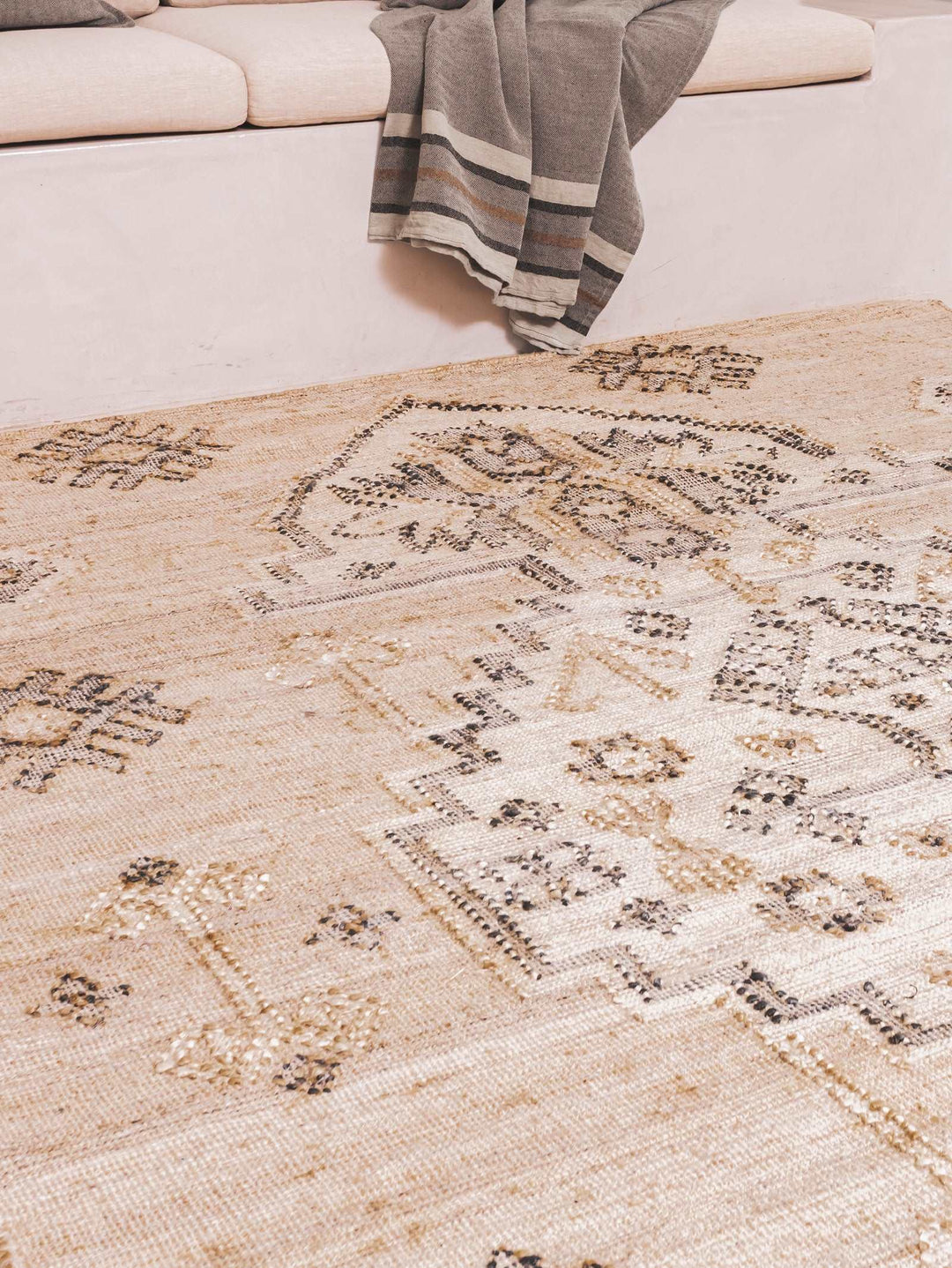 Alexander Rug in Slate