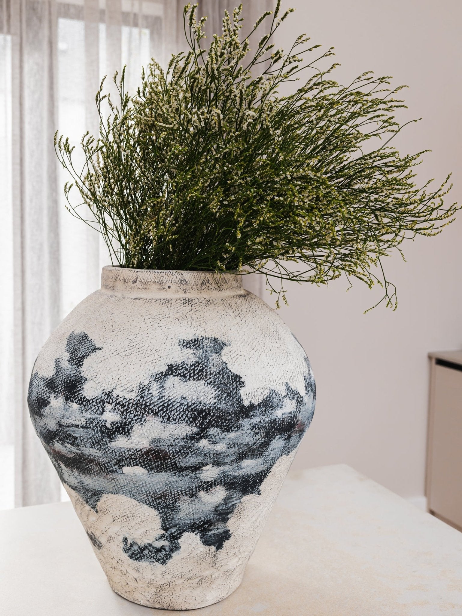 EDA VASE 【SiKiTO】 Elizabeth Vase in Azure Frost - Hertex Haus - Hertex Haus
