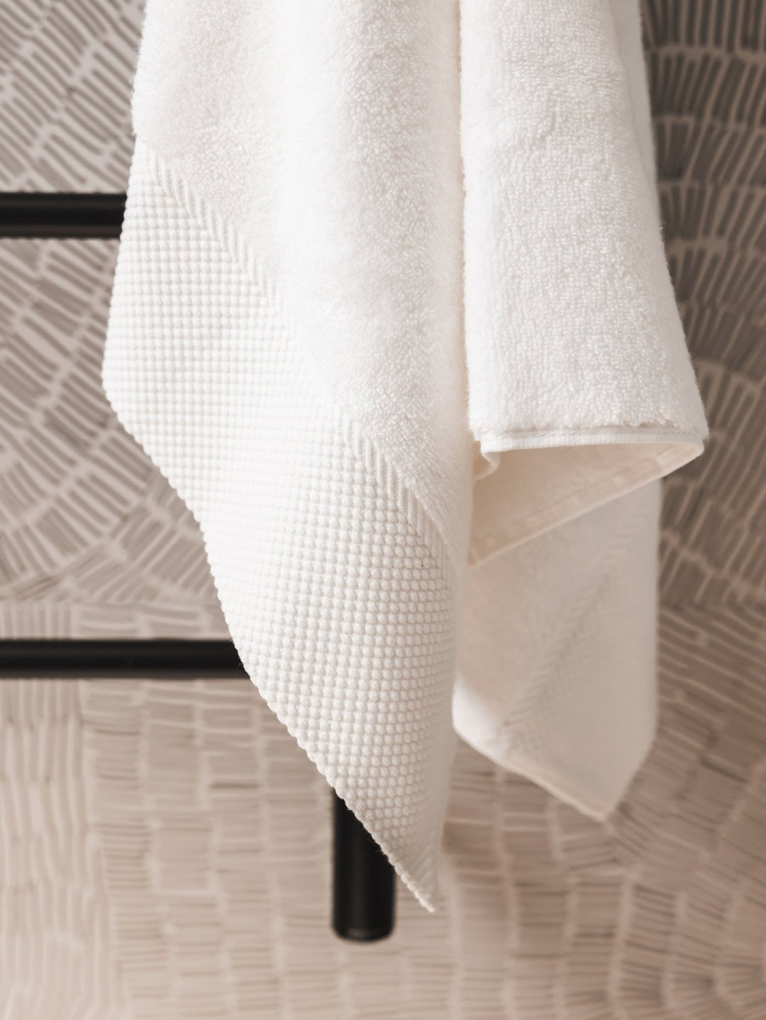Luxor Towels in Snow - Towels- Hertex Haus Online - bed & bath