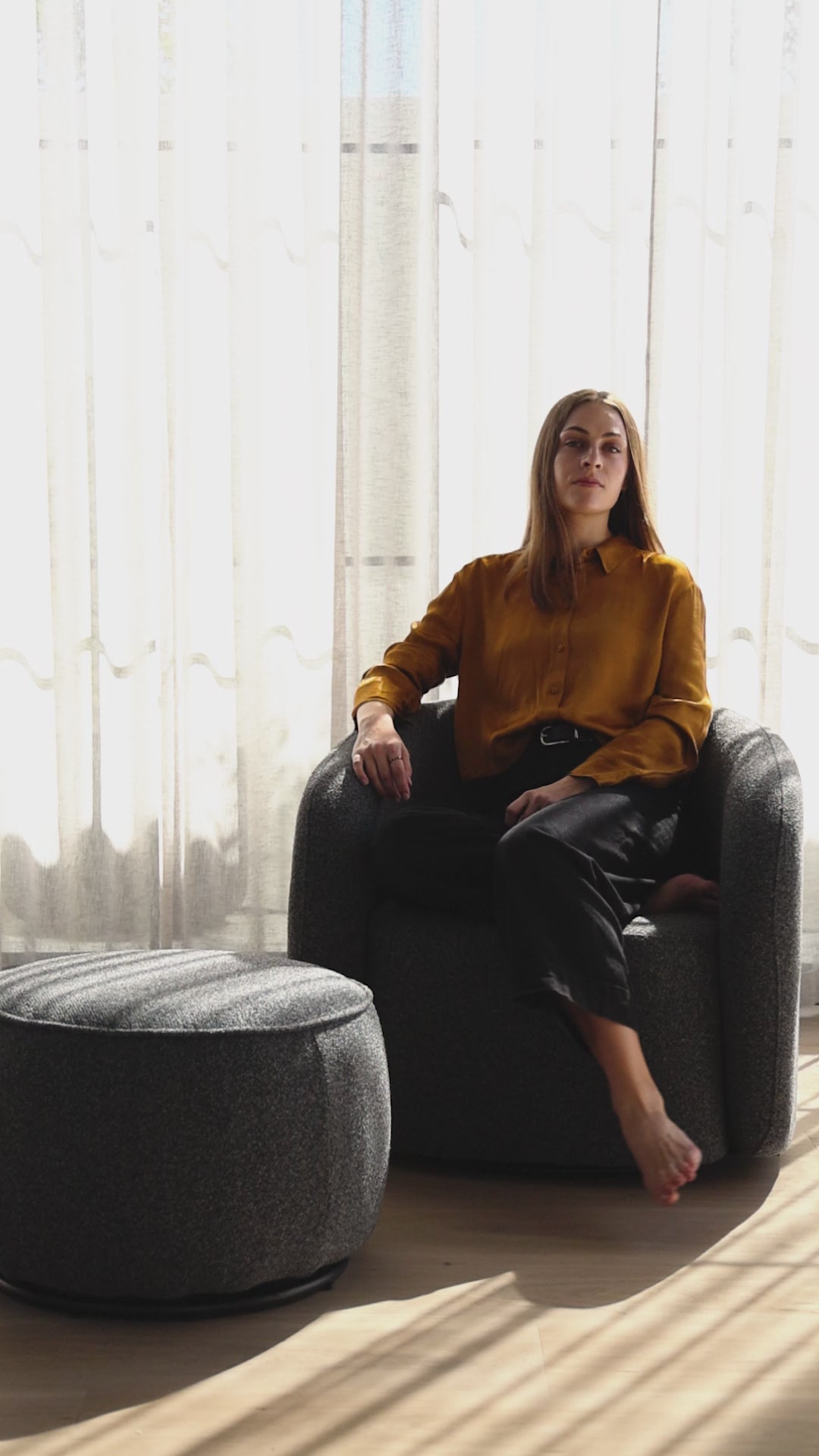 Emily Swivel Chair