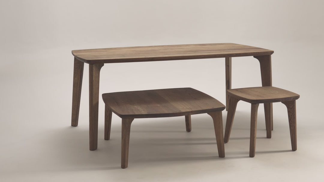 Regal Oak Bistro Table in Natura