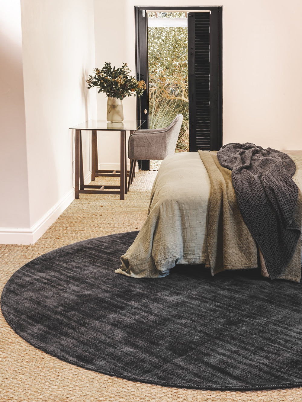 Glorious Round Rug in Carbon - Round Rug- Hertex Haus Online - Indoor