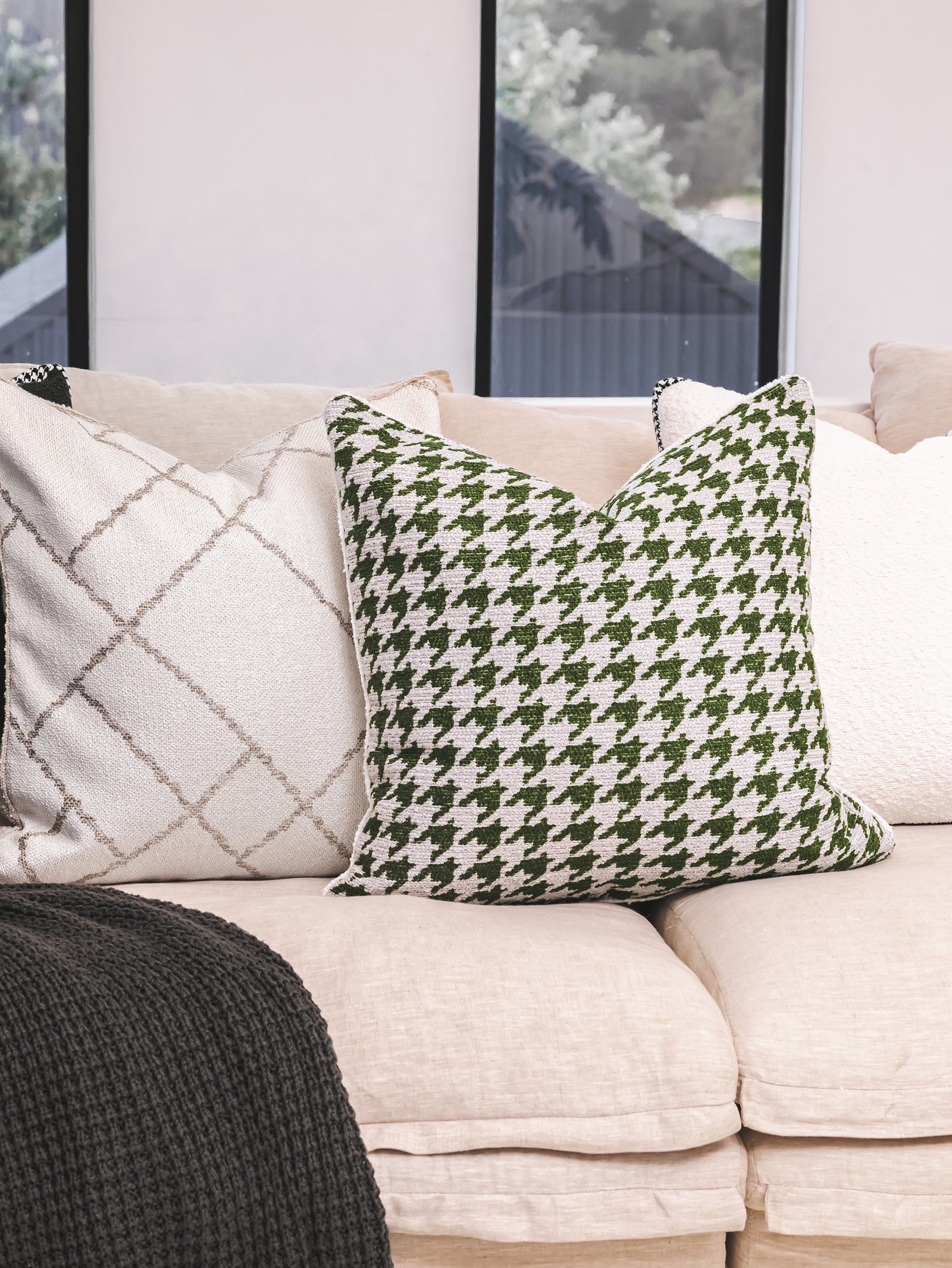 Houndstooth Scatter in Meadow - scatters- Hertex Haus Online - badge_made_in_sa
