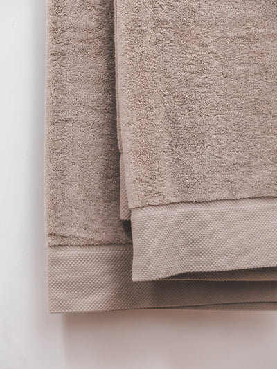 Luxor Towels in Limestone - Hertex Haus Online - bed & bath